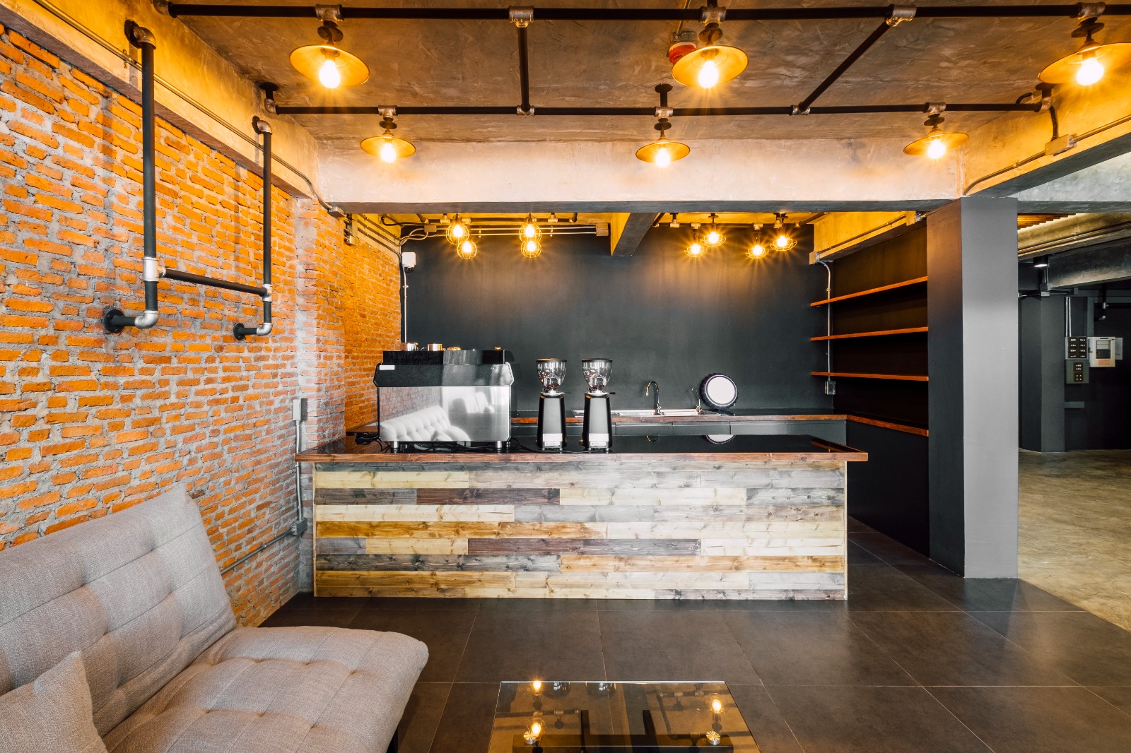 retail-interior-gallery-3