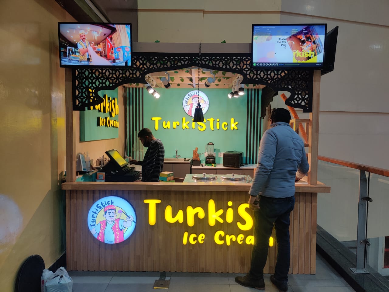 retail-kiosk-gallery-6